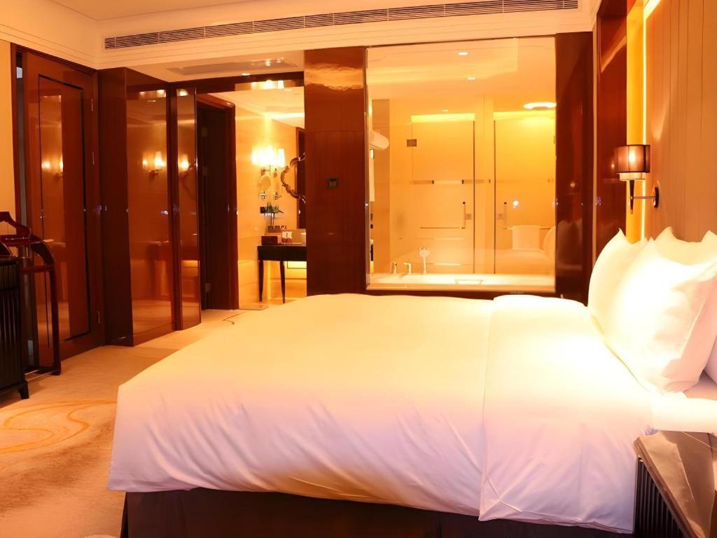 Wyndham Grand Plaza Royale Xianglin Shaoyang Hotel Exterior foto