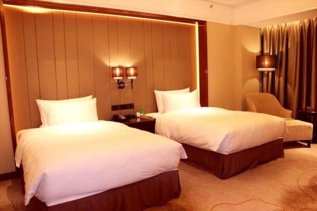 Wyndham Grand Plaza Royale Xianglin Shaoyang Hotel Exterior foto