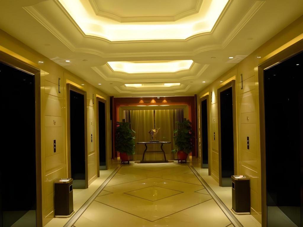 Wyndham Grand Plaza Royale Xianglin Shaoyang Hotel Exterior foto