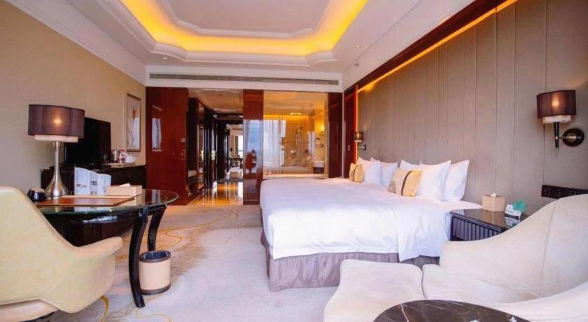 Wyndham Grand Plaza Royale Xianglin Shaoyang Hotel Exterior foto