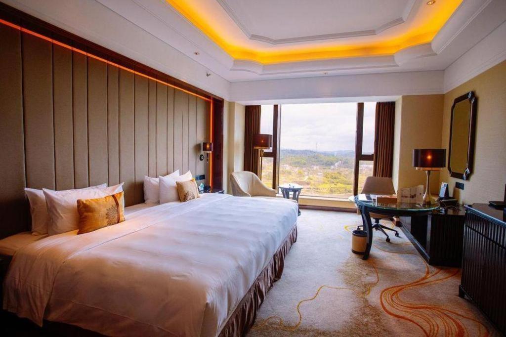 Wyndham Grand Plaza Royale Xianglin Shaoyang Hotel Exterior foto